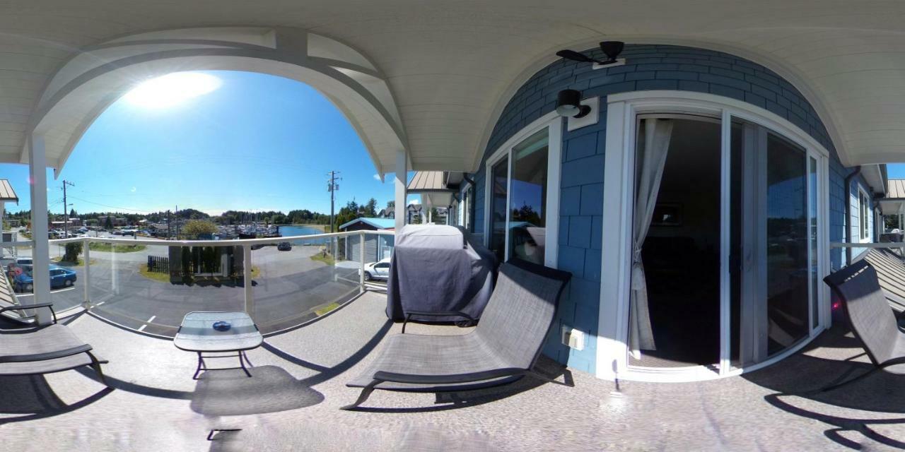 Bayshore Waterfront Inn Ucluelet Exterior photo